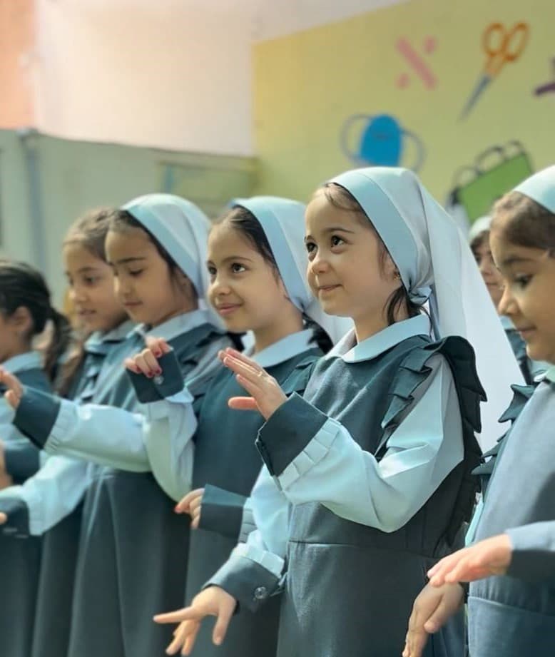 دبستان غیردولتی دخترانه توران میرهادی